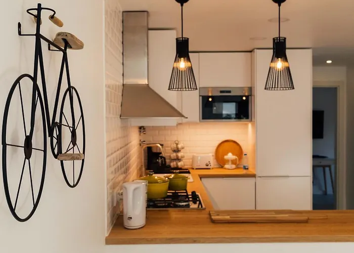 Apartment Falesia 25 *